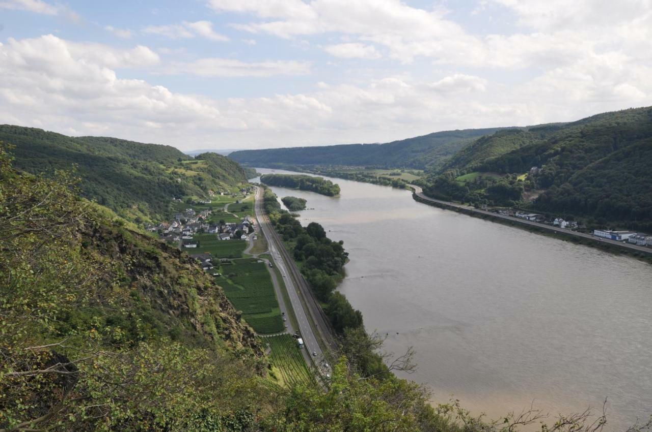 T&T Ferienwohnung Rheinbrohl Exteriér fotografie